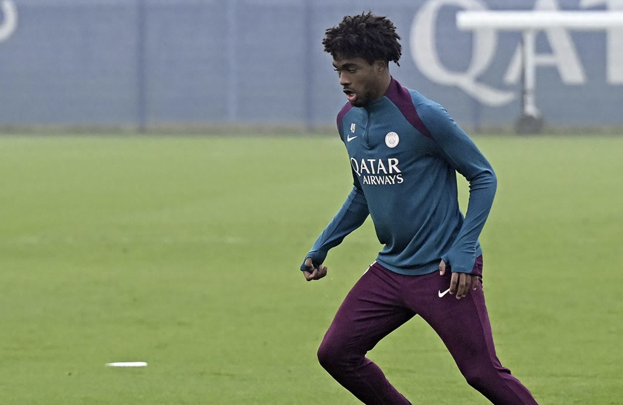 巴黎圣日耳曼核心球员被曝转会传闻，引球迷热议，更多计划增加.