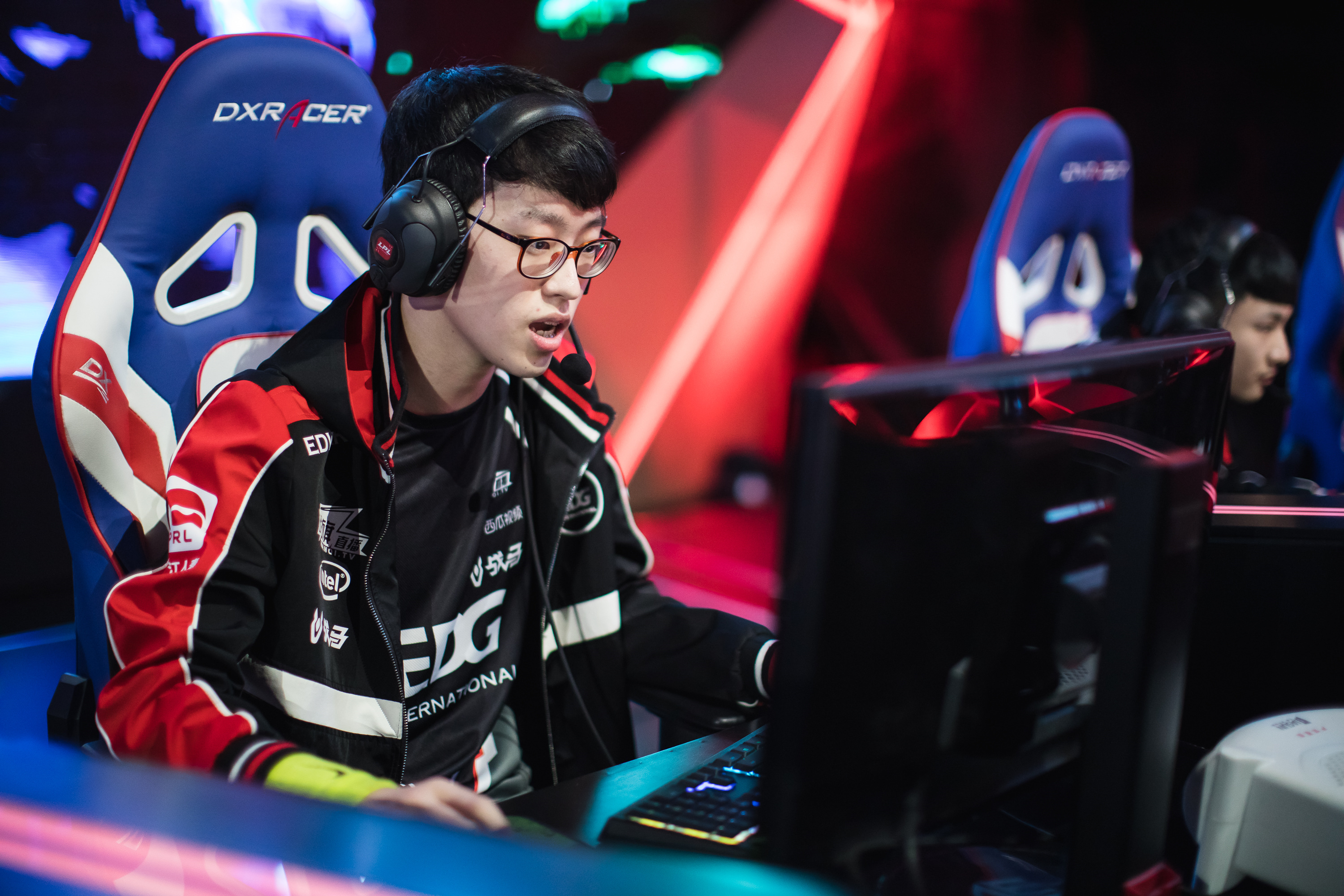 热门游戏试玩平台Scout焦点对战，Ning与90激战热火分钟，比赛局势复杂胜负难料！的简单介绍