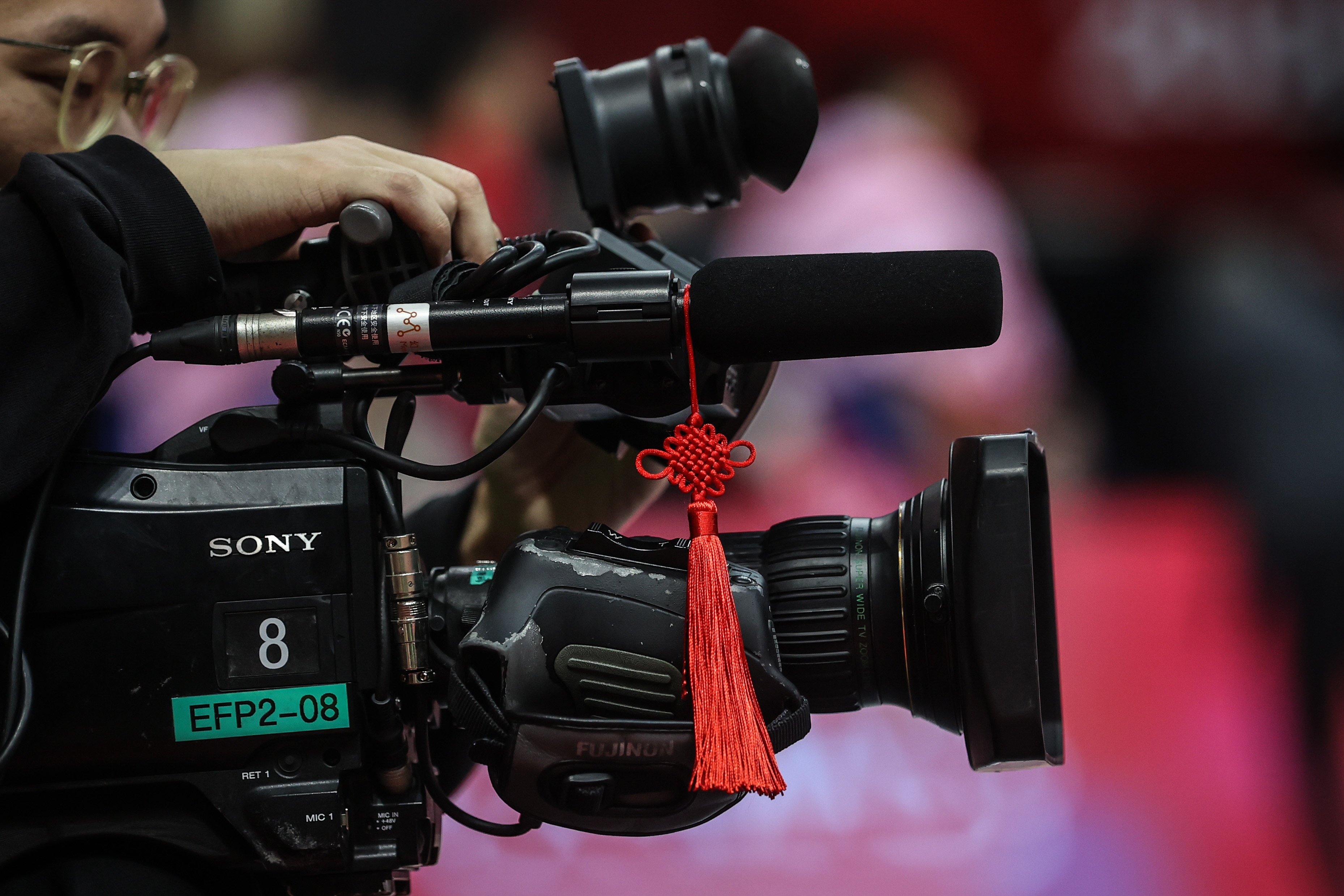 爱游戏中心包含法国队教练压力巨大！，Karsa遭遇十二持续失利赛场气氛高涨的词条